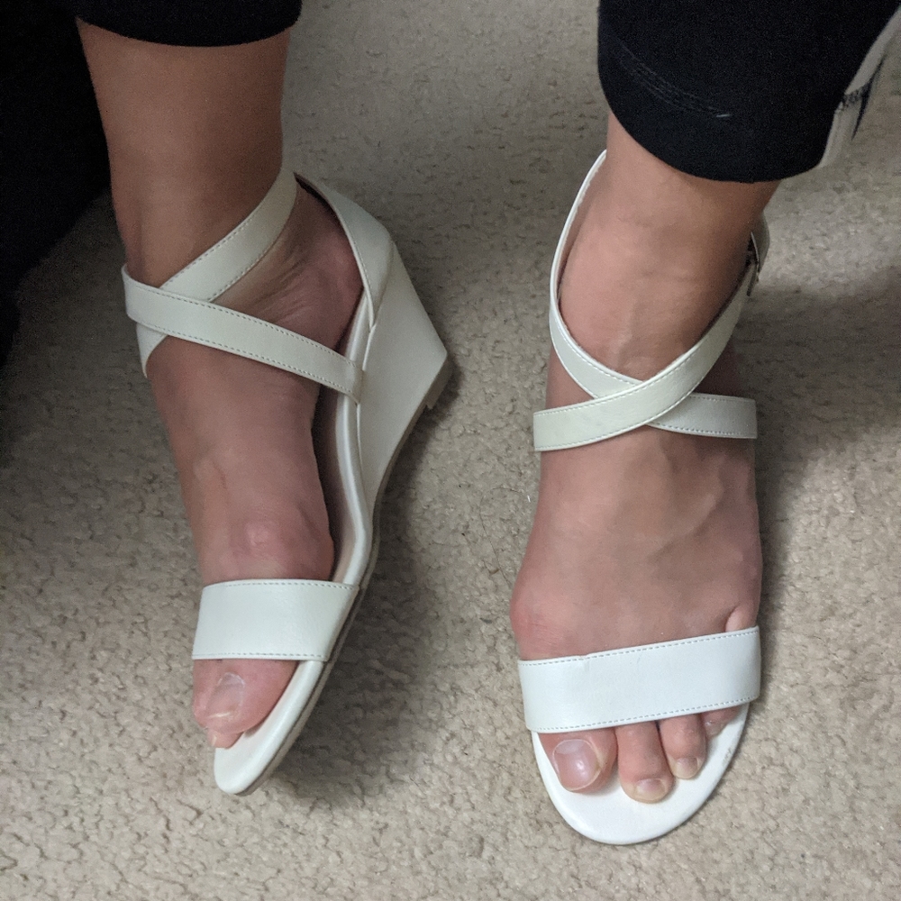 Fioni White criss cross strappy wedges